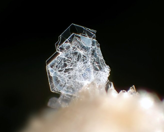 Mineral Tridymite